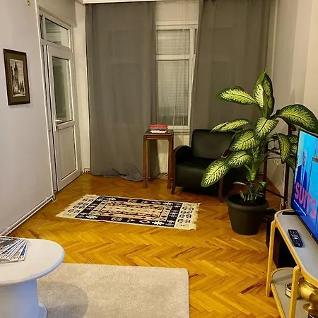 Bagdat Caddesi'ne Cok Yakin Huzurlu Ve Rahat Ev דירה