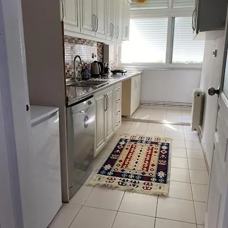 Appartement Bagdat Caddesi'ne Cok Yakin Huzurlu Ve Rahat Ev Istanboel