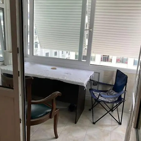 Bagdat Caddesi'ne Cok Yakin Huzurlu Ve Rahat Ev شقة *
